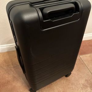 Monos Carry-On Pro Plus Black